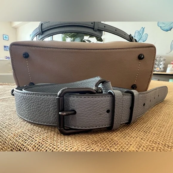 Coach C2590 Willow Shoulder Bag in colorblock polished pebble leather - Picture 7 of 7